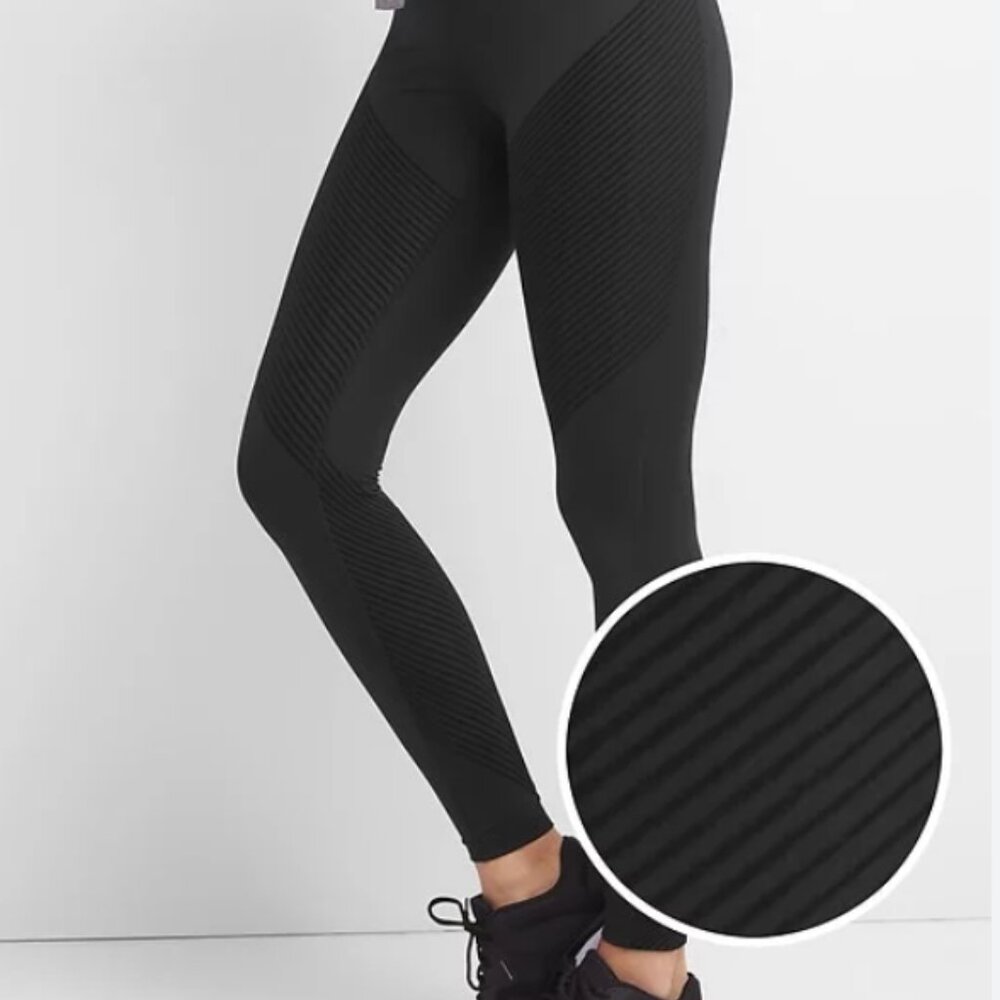 GapFit Textured Stripe Leggings in Sculpt Compression - Size L Tall, NWT
